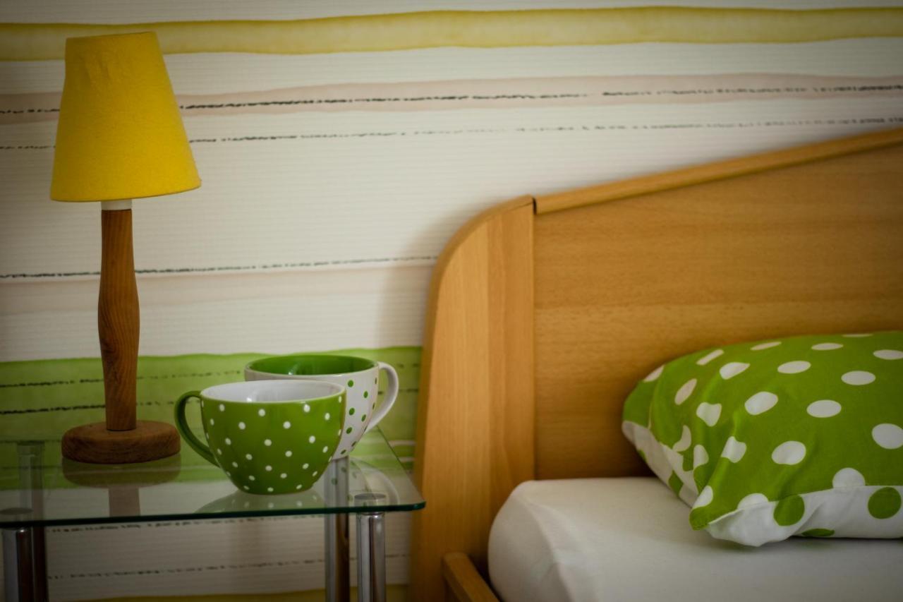Nefelejcs Apartmanhaz Gyenesdiás Εξωτερικό φωτογραφία