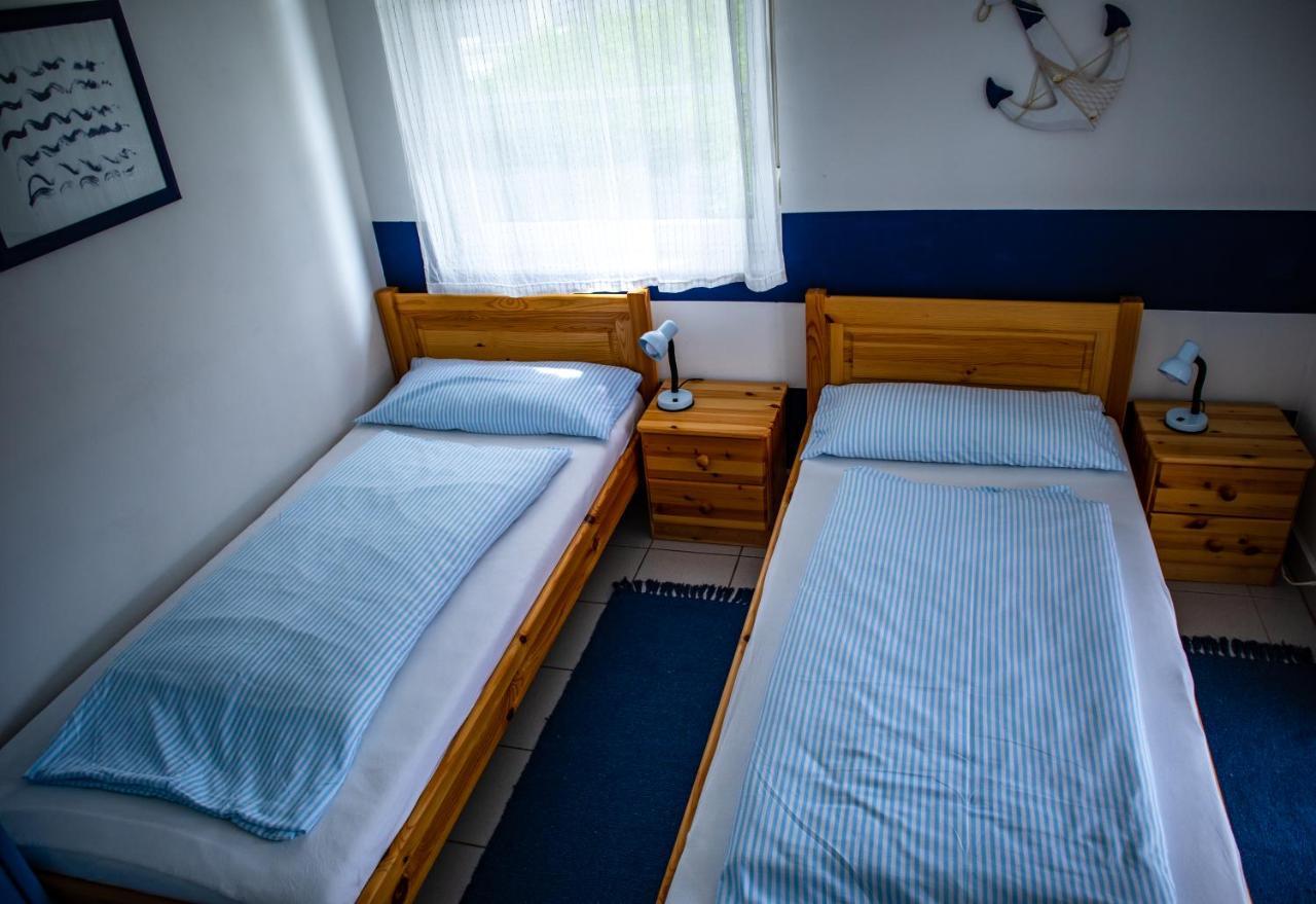 Nefelejcs Apartmanhaz Gyenesdiás Εξωτερικό φωτογραφία
