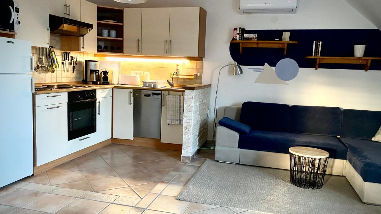 Nefelejcs Apartmanhaz Gyenesdiás Εξωτερικό φωτογραφία